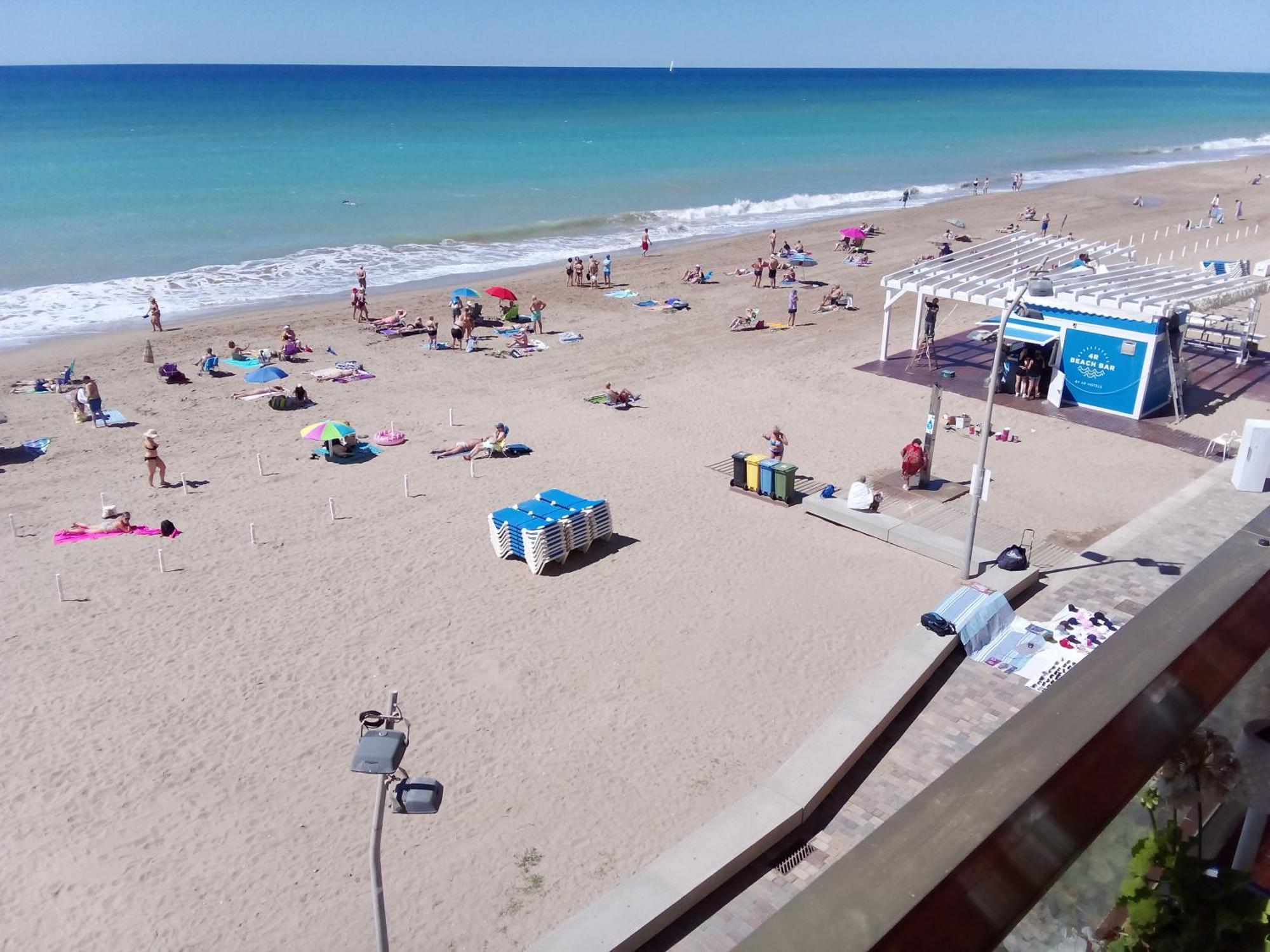 Acogedor Y Amplio Apartamento Familiar A Pie De Playa Calafell Exteriér fotografie