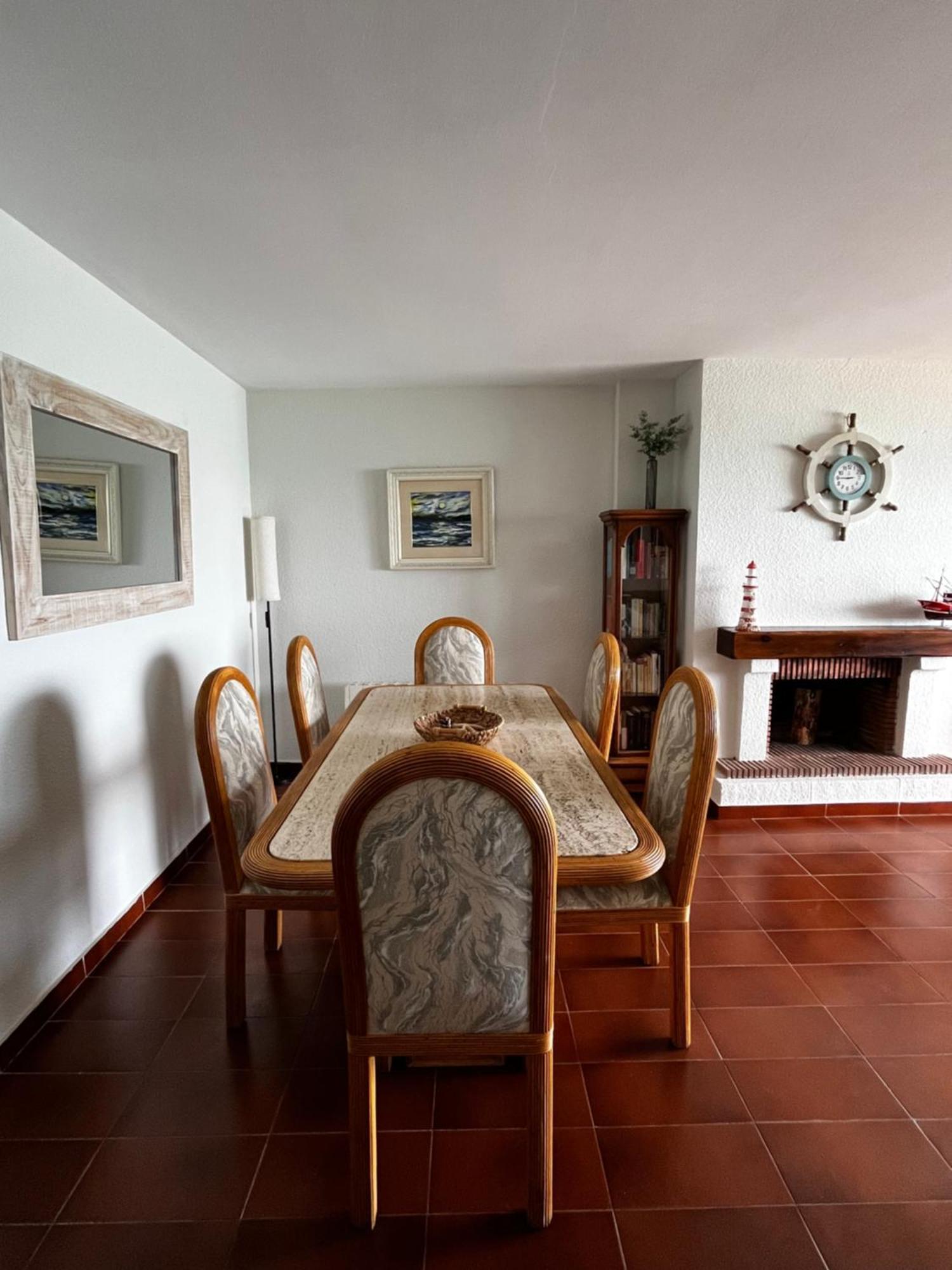 Acogedor Y Amplio Apartamento Familiar A Pie De Playa Calafell Exteriér fotografie